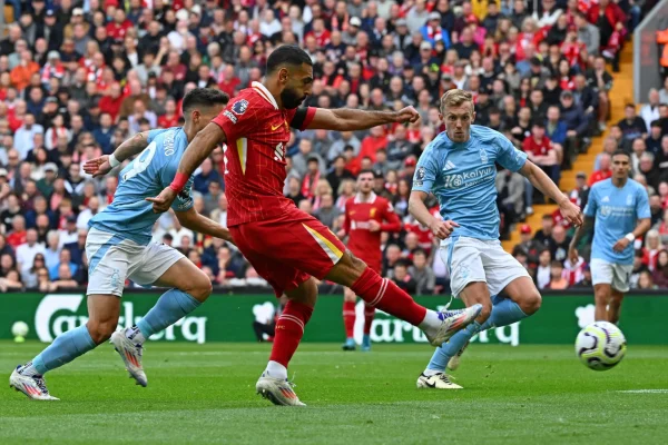Mohamed Salah shows true Liverpool colours after Arne Slot contract comments