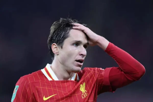 Devastating news has emerged for Federico Chiesa following a recent interview with Arne Slot. After only four months at Liverpool, Chiesa is now expected to leave Anfield, with interest from three clubs.