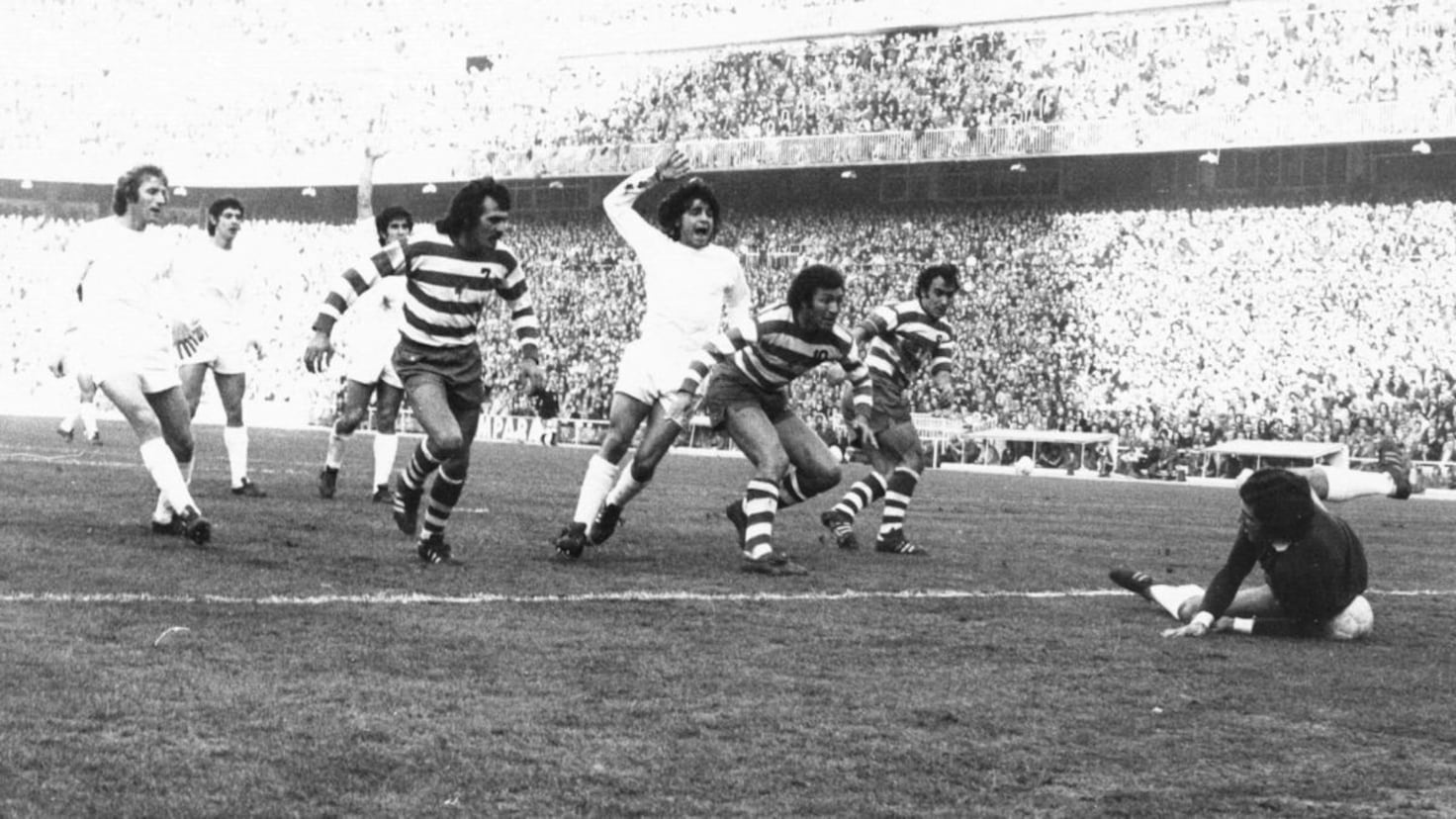 Muأ±oz falls and Molowny loses to Granada