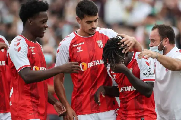 Roger, the 15-year-old prodigy who revolutionizes Portugal